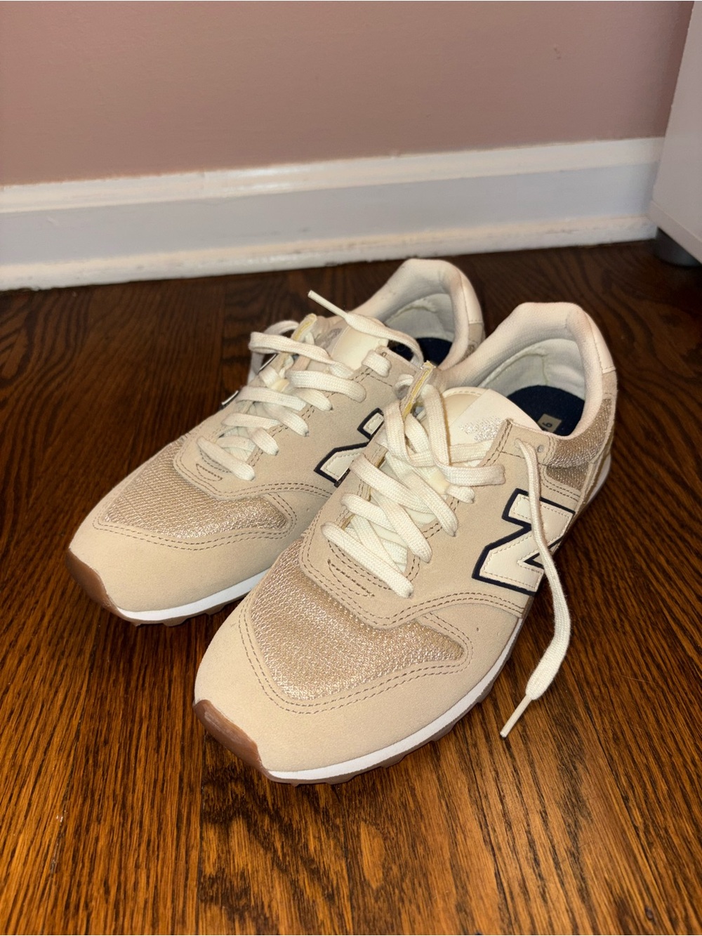 New Balance 996 Women’s Beige Suede Sneakers